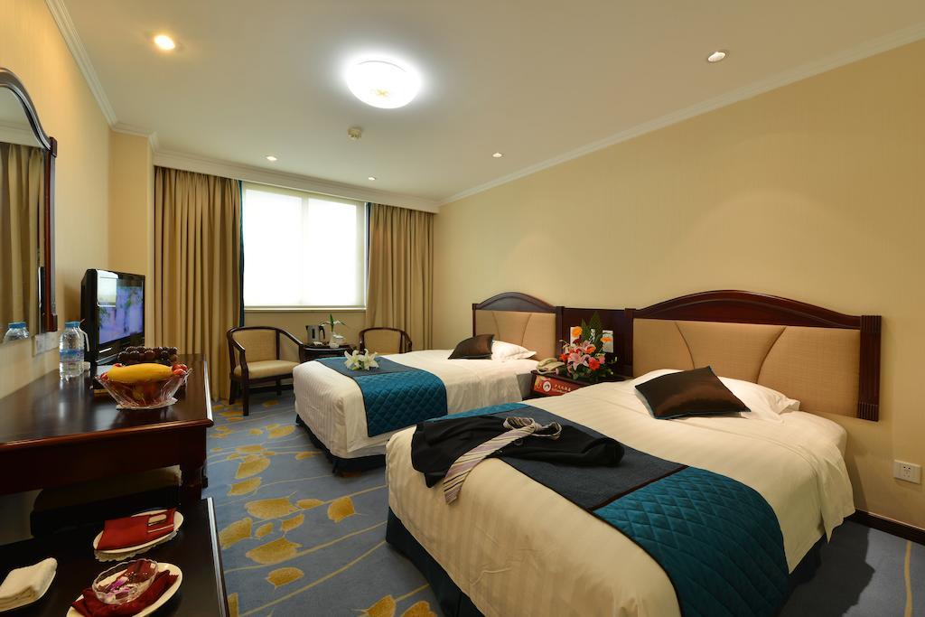 Lutianhua Hotel Chengdu Chambre photo