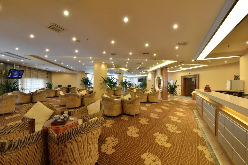 Lutianhua Hotel Chengdu Extérieur photo