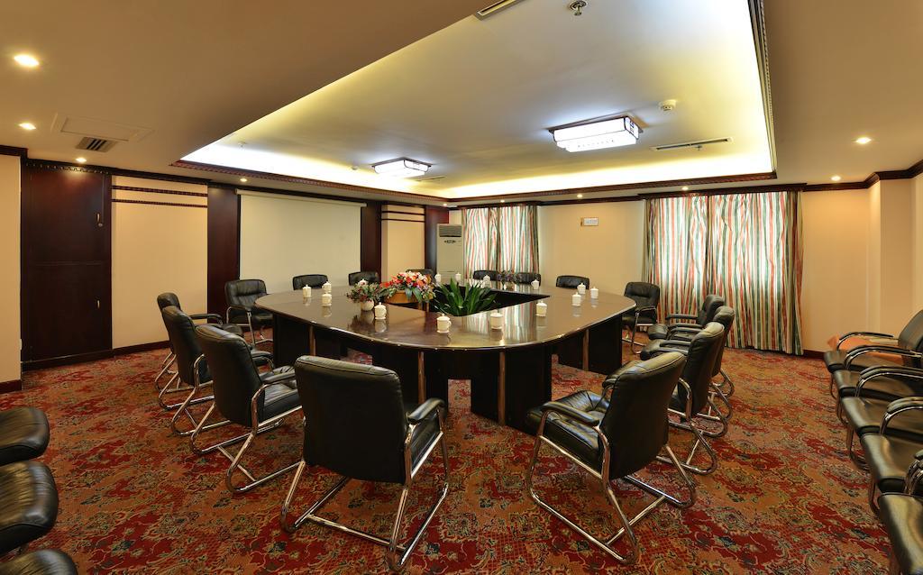 Lutianhua Hotel Chengdu Extérieur photo
